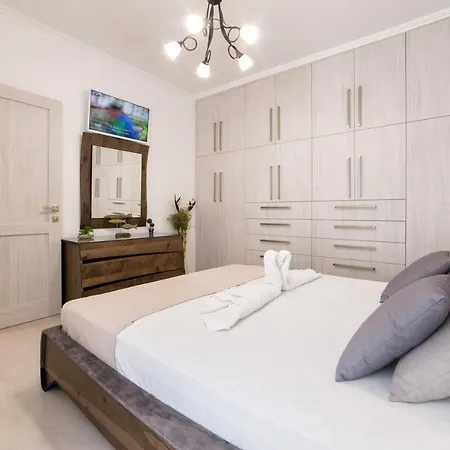 Panos Sunset View * Páros