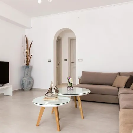 Willa Panos Sunset View *