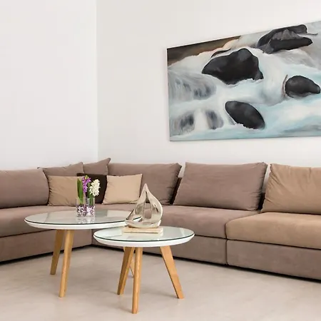 Willa Panos Sunset View *