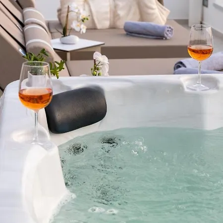 Willa Panos Sunset View *