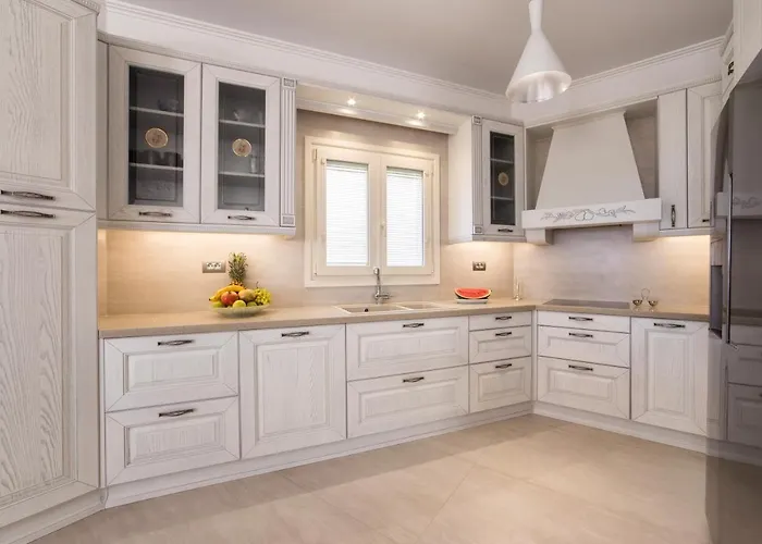 Villa Panos Sunset View *